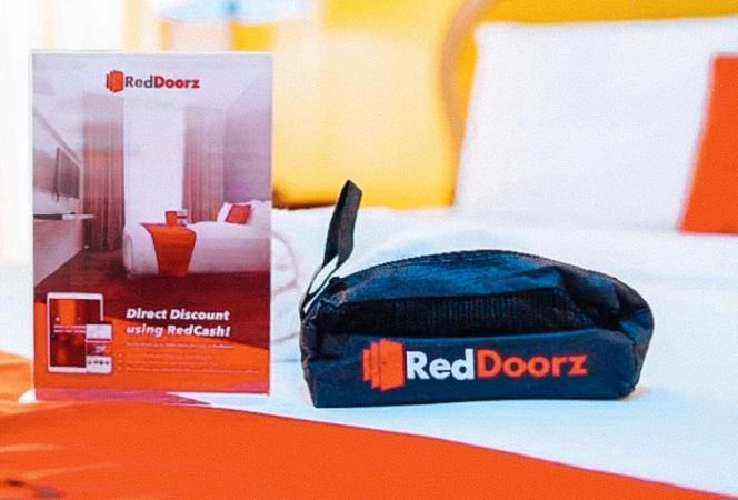 Reddoorz At Bel Air Soho Suites Makati City ภายนอก รูปภาพ